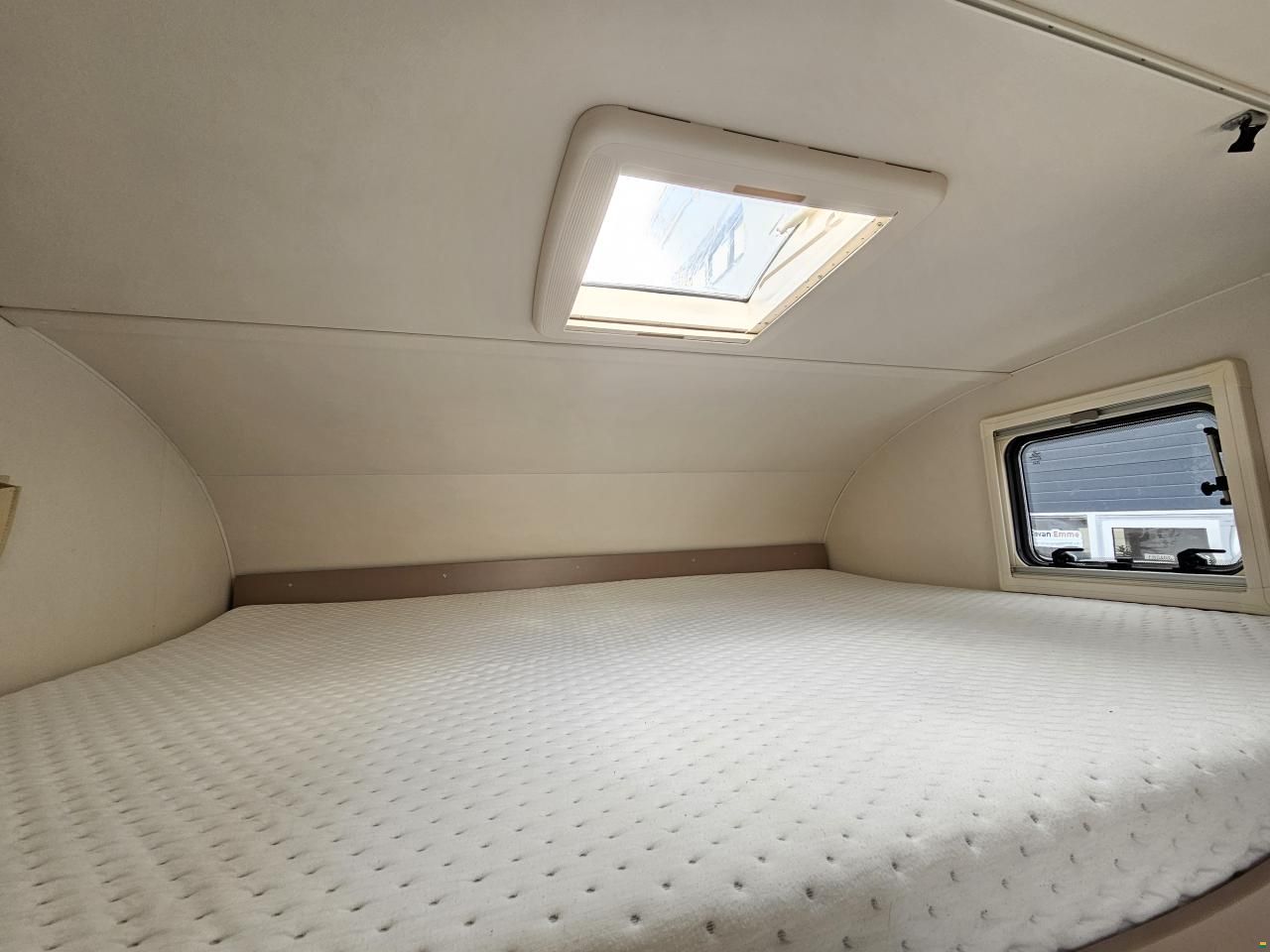 Blucamp Laika A660 mit Kajüttenbett, Automat!