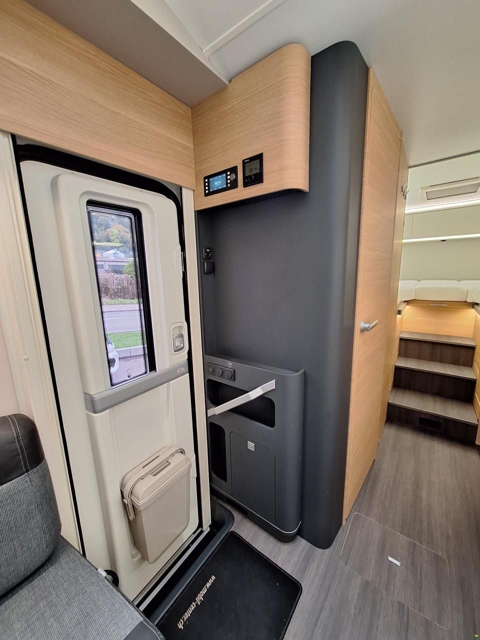 Adria Coral XL Select 660 SL