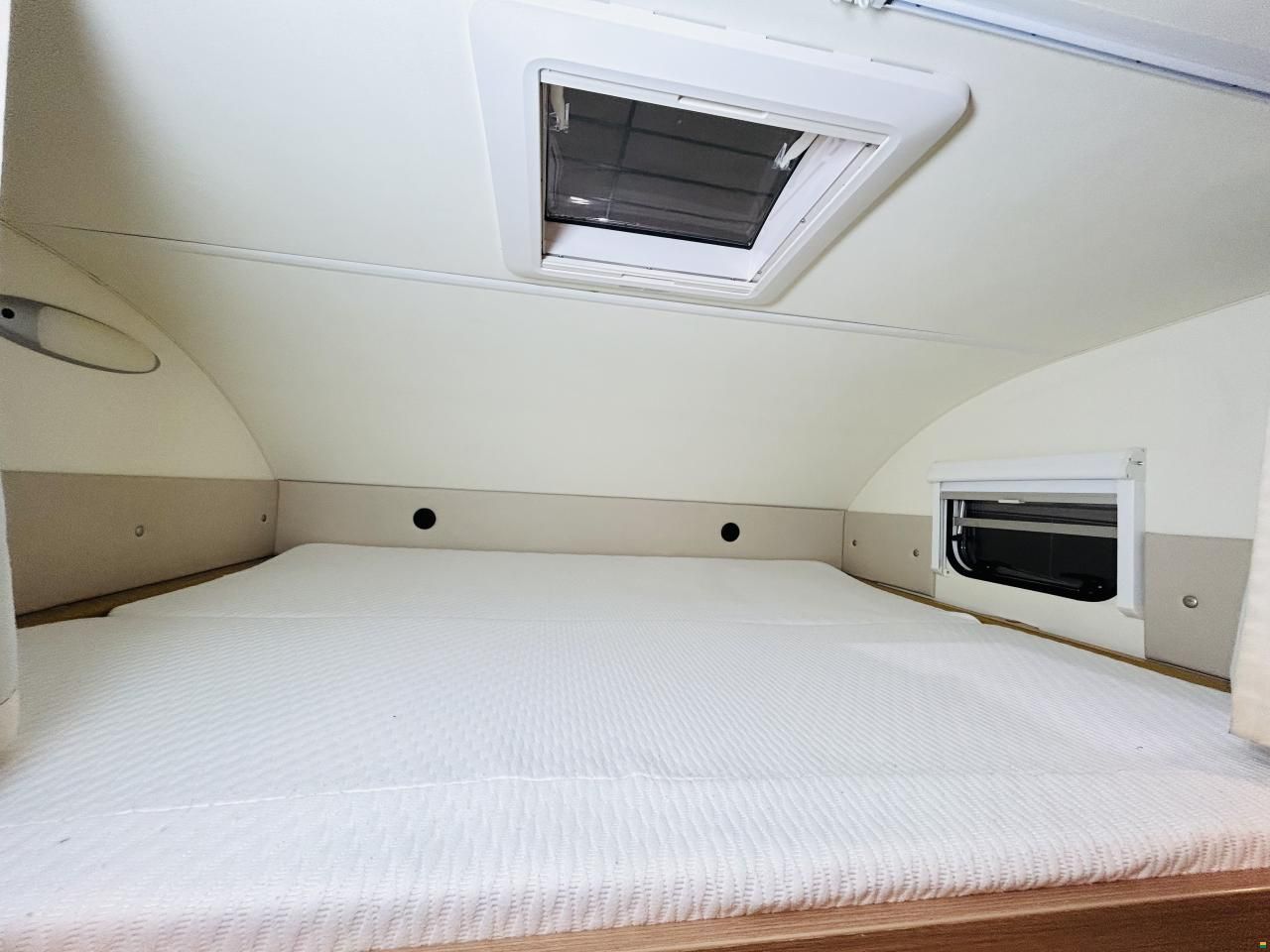Knaus Sky Traveler