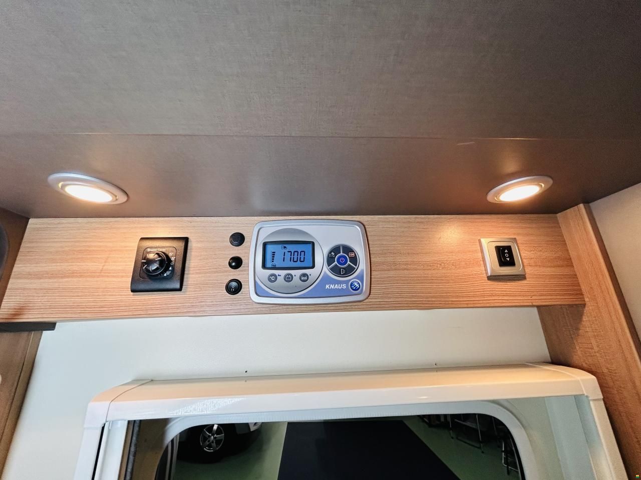 Knaus Sky Traveler