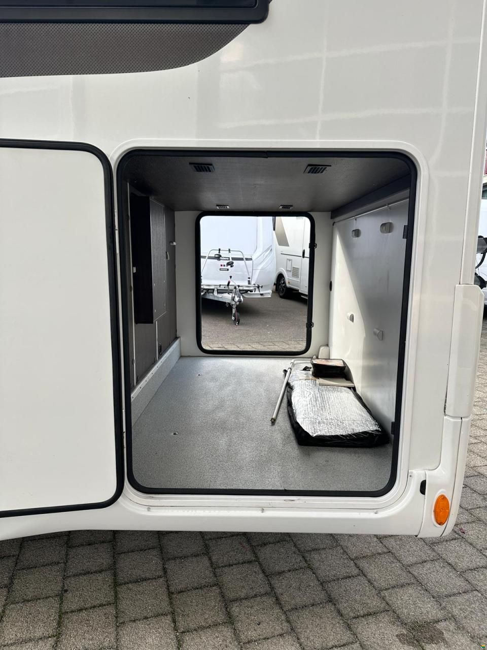 Benimar Sport 363 Northautokapp