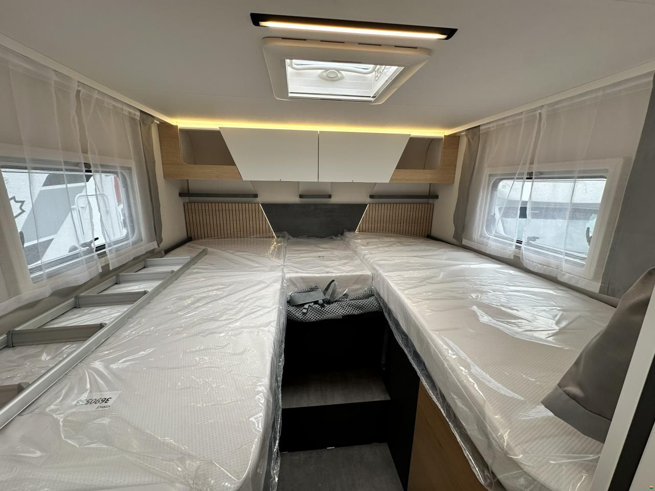 Ahorn Camp T 690 First Edition