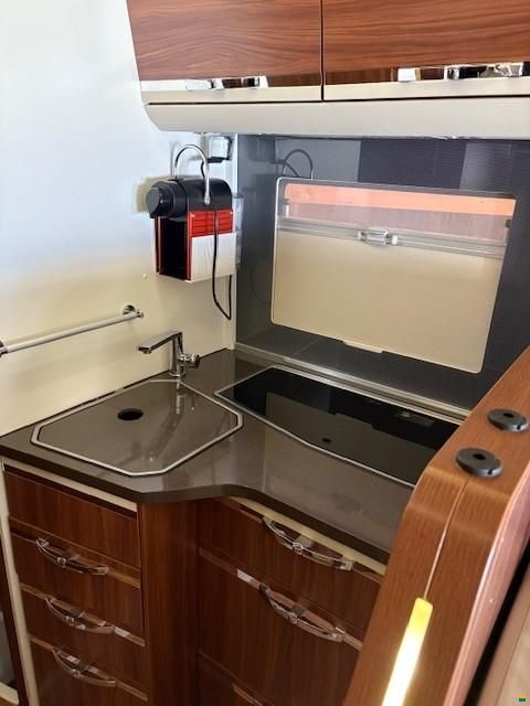 Adria Matrix Plus 670 SL