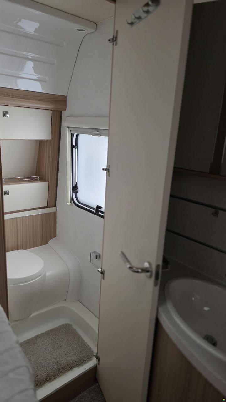 Fendt 390 FHS Bianco Activ