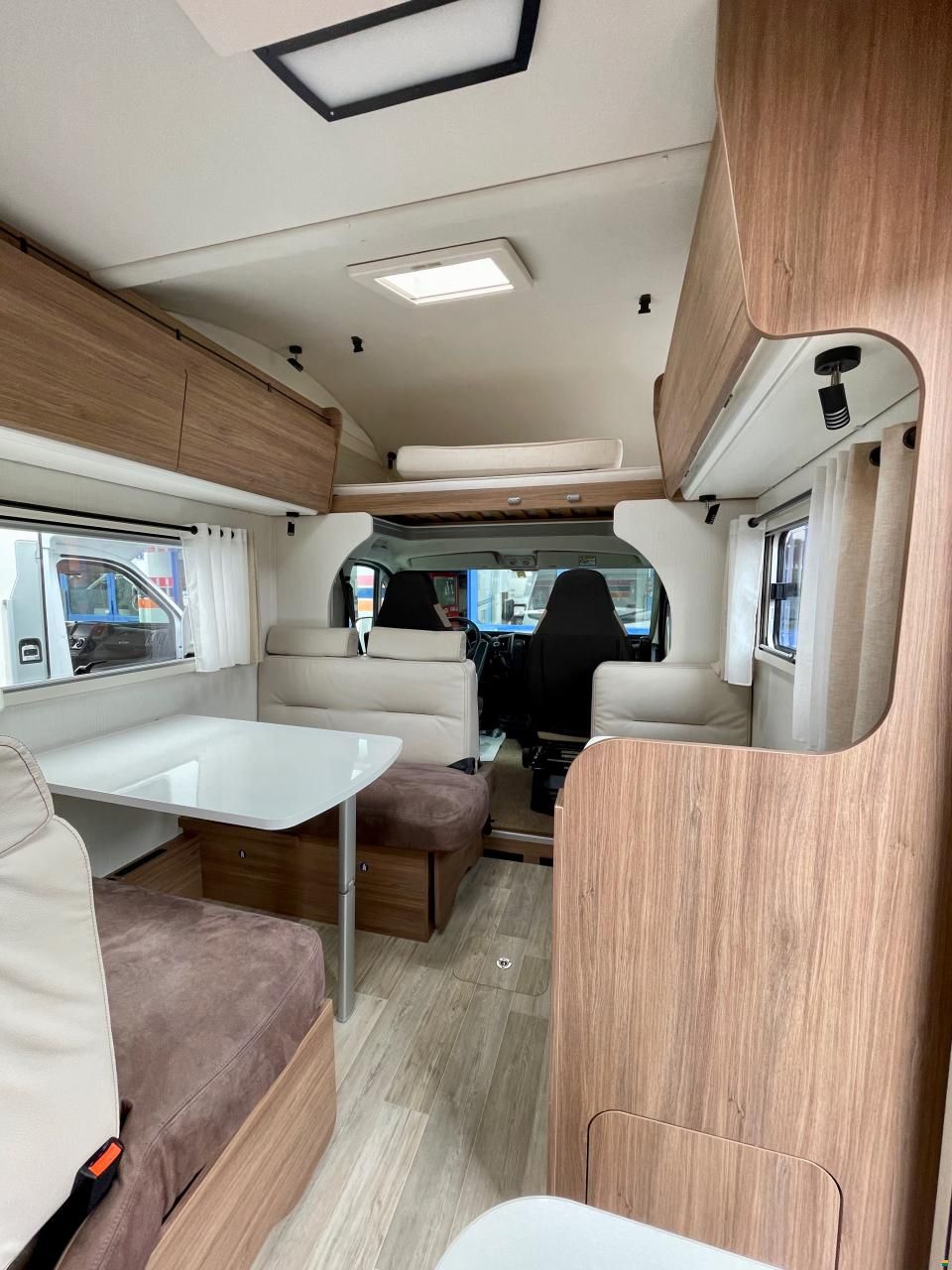 Pilote C690 S