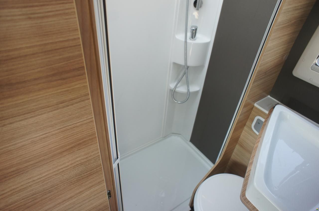 Adria Sonic Axess I 600 SL