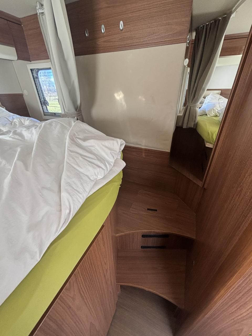 Eura Mobil IL 690 HB