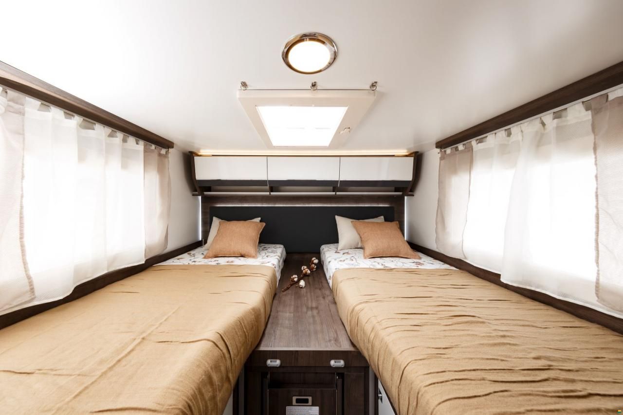 Benimar Amphitryon 967