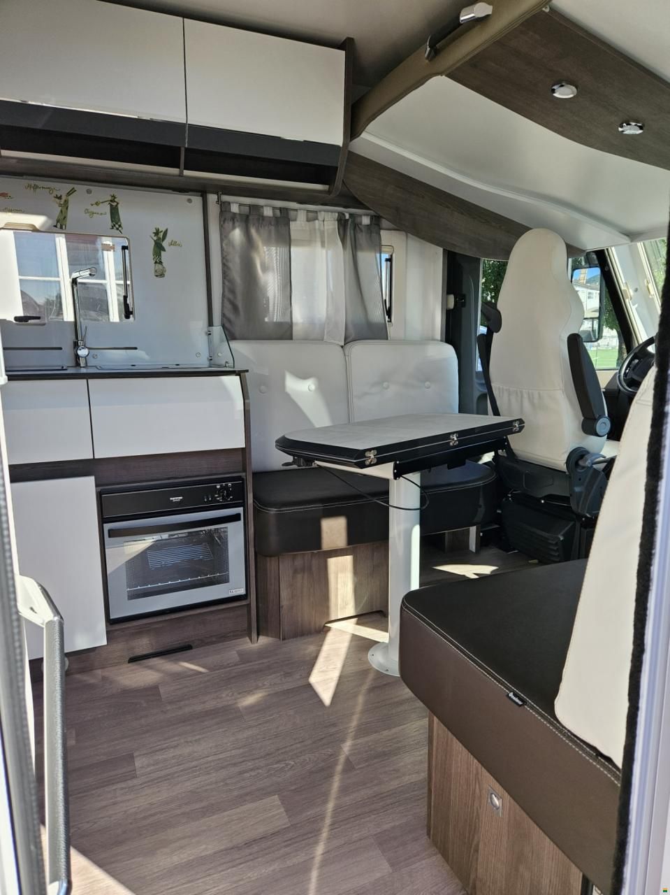 Benimar Amphitryon 967