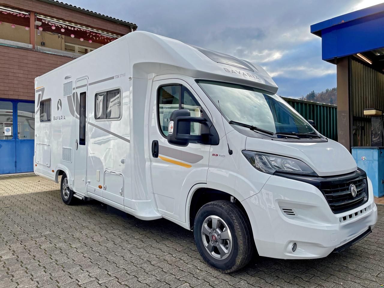 Bavaria T726 P