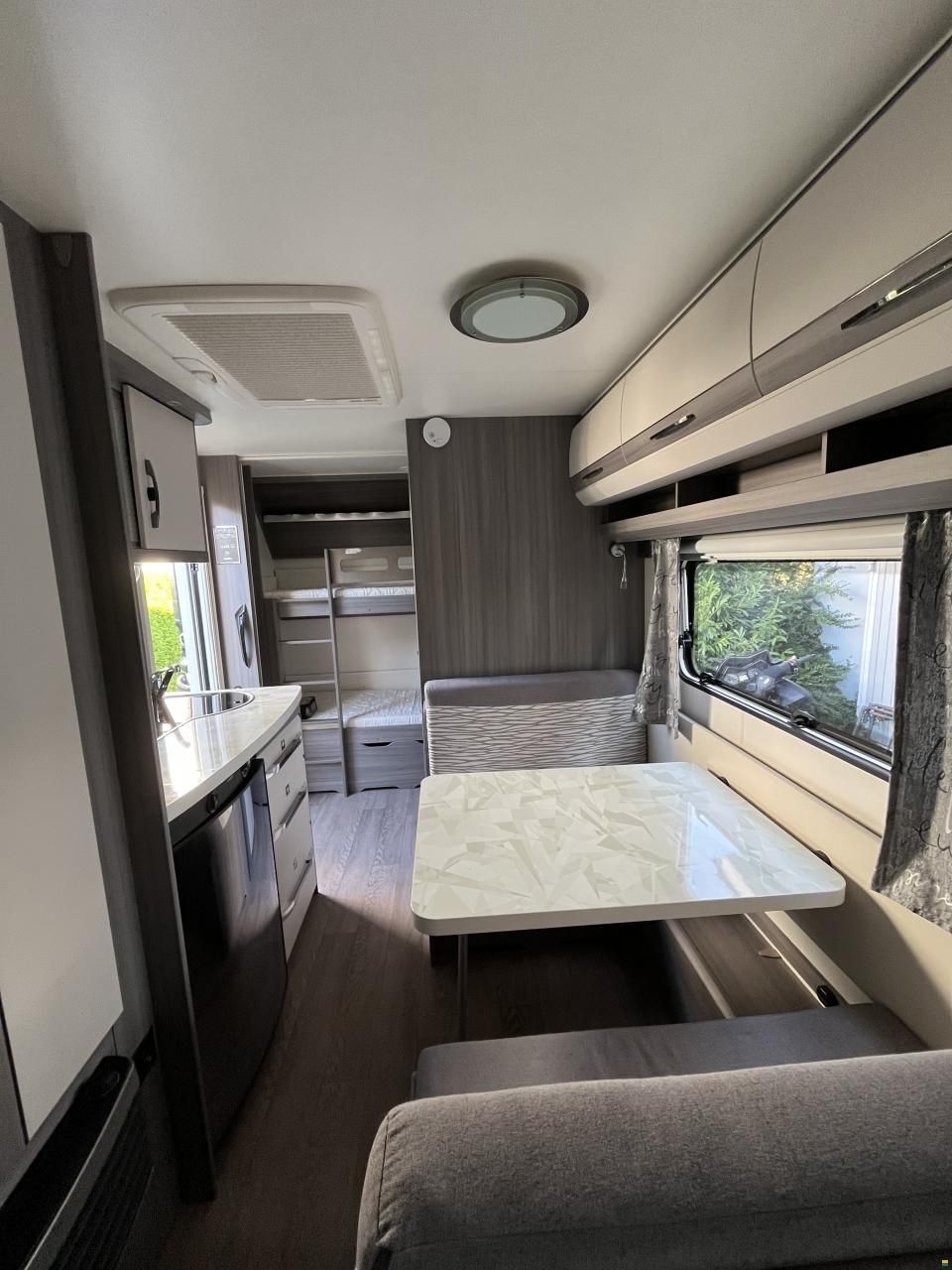 Hobby ONTOUR 470 KMF