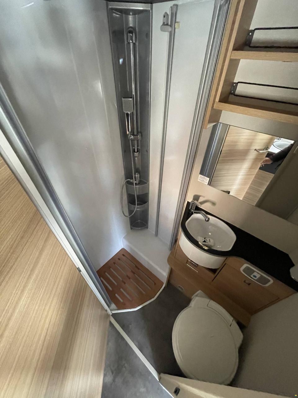 Dethleffs Globebus I 6