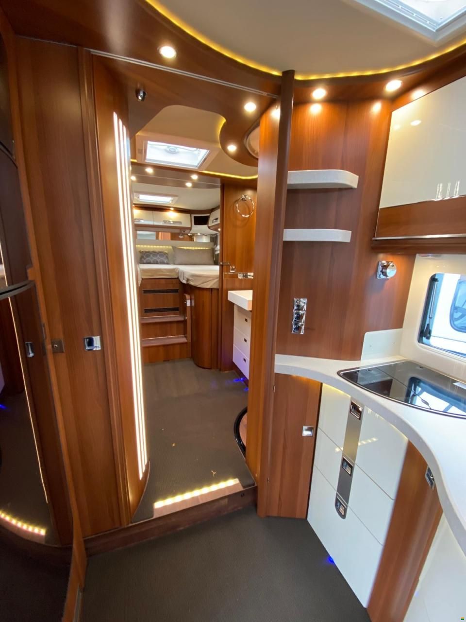 Carthago chic e-line I 61 XL LE