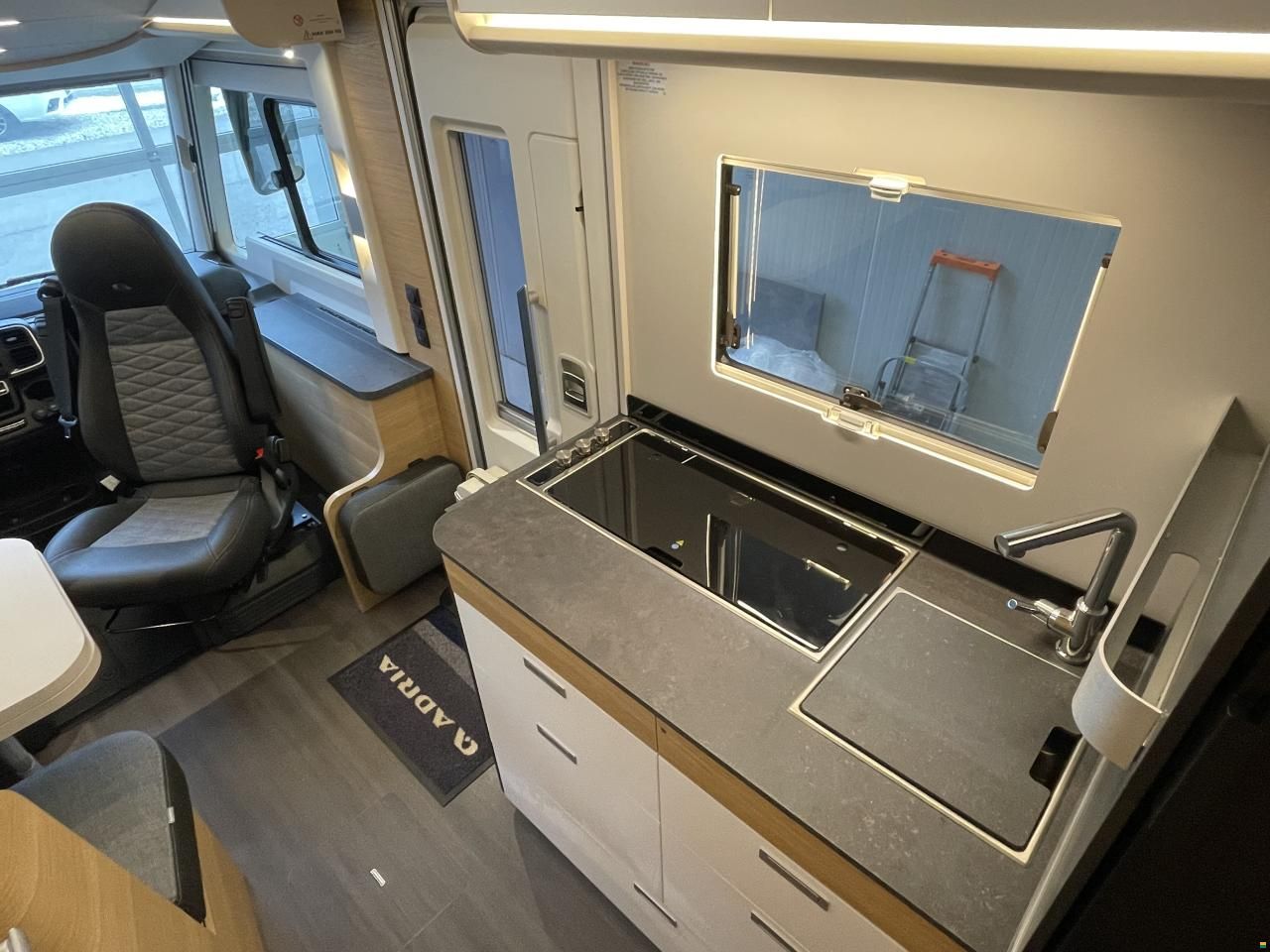 Adria Sonic Plus 600 SL