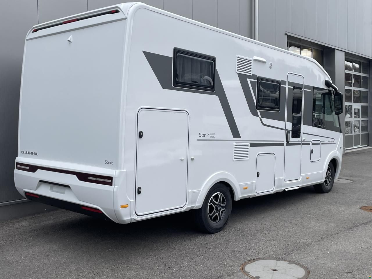 Adria Sonic Plus 600 SL