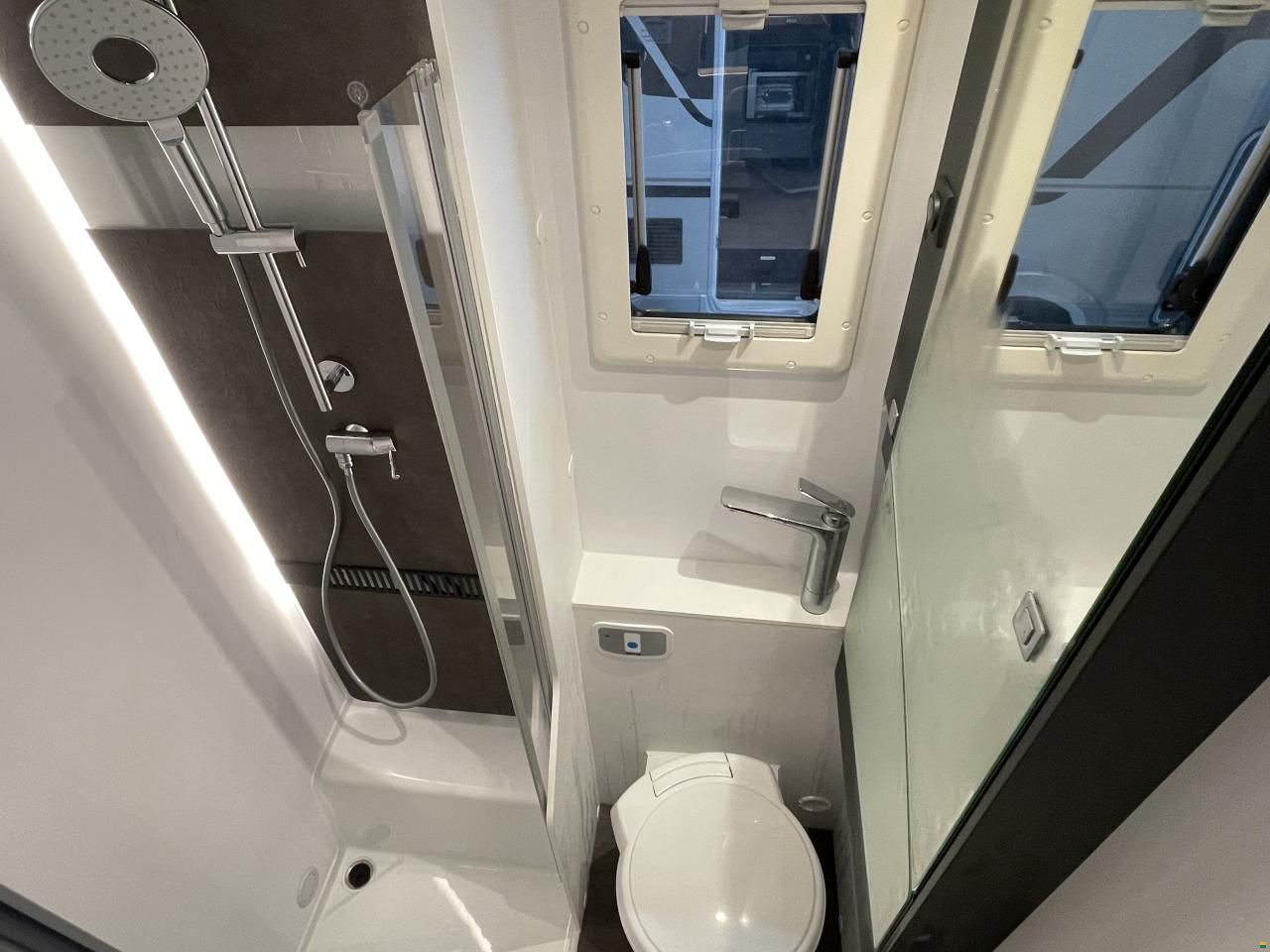 Adria Sonic Plus 600 SL