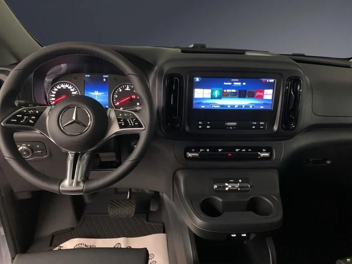 P&ouml;ssl Campstar Mercedes
