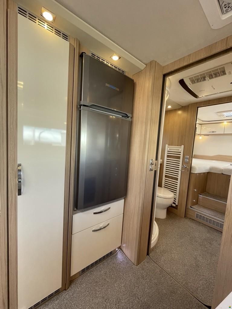 Phoenix Maxi Alkoven 8800 BML