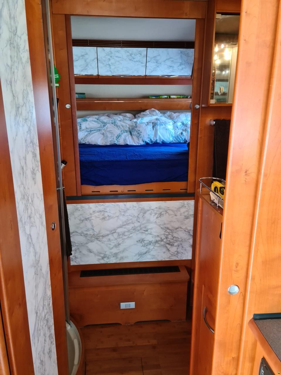 Niesmann-Bischoff Flair 7100i