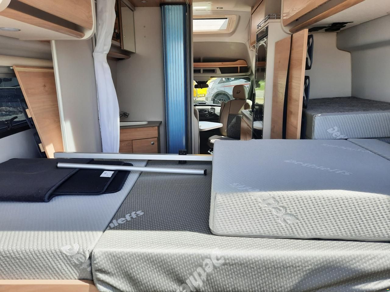 Dethleffs Globetrail 590C