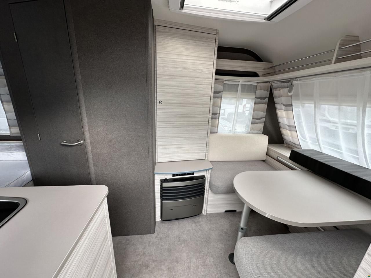 Dethleffs c-joy 460 LE