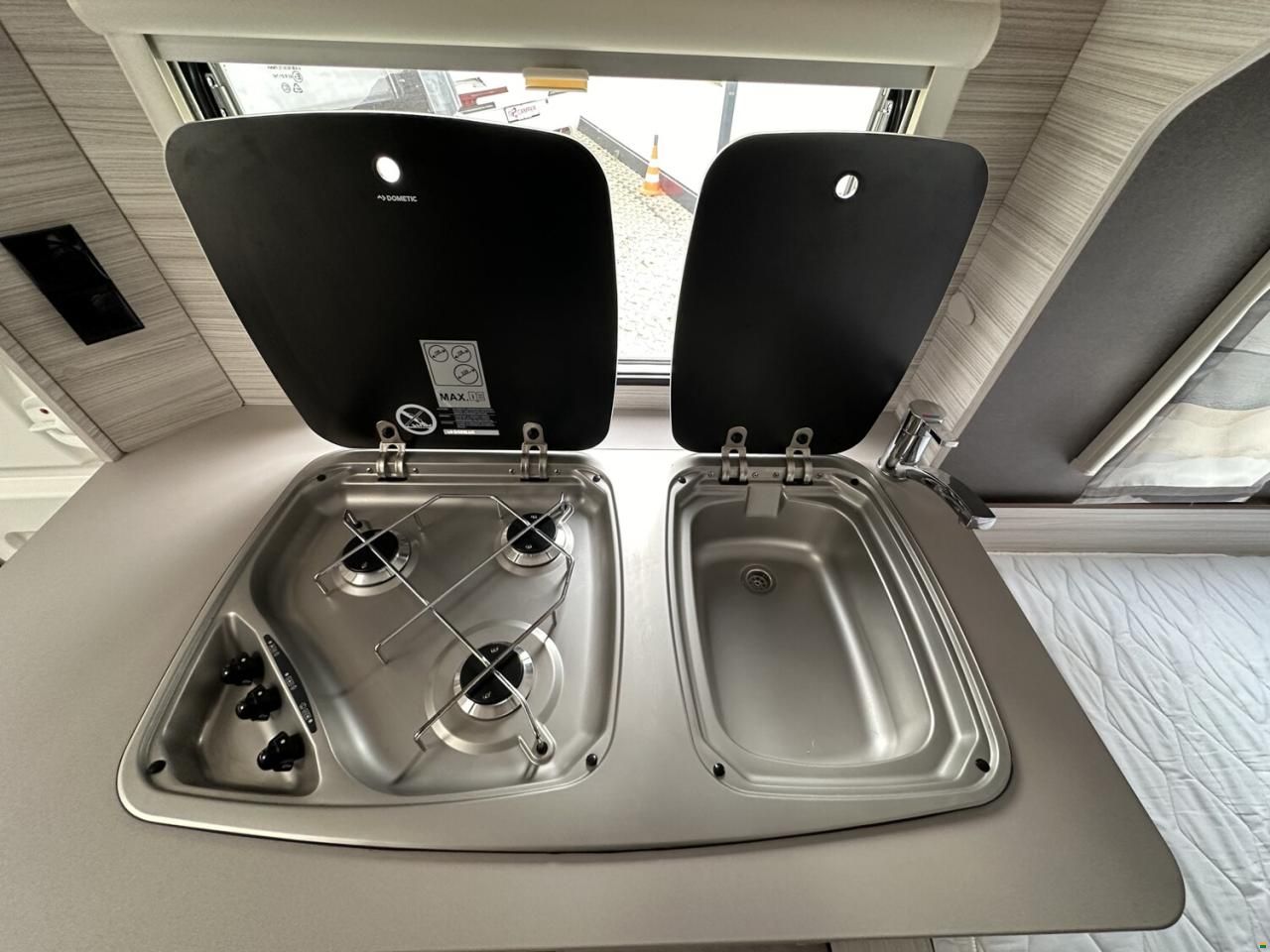 Dethleffs c-joy 460 LE