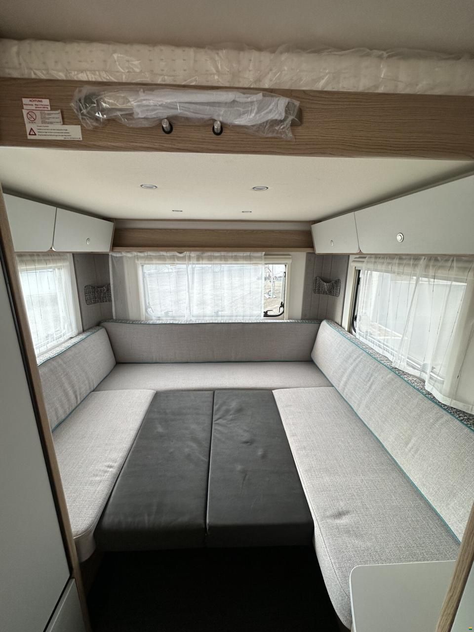 Dethleffs Aero 460 KR up