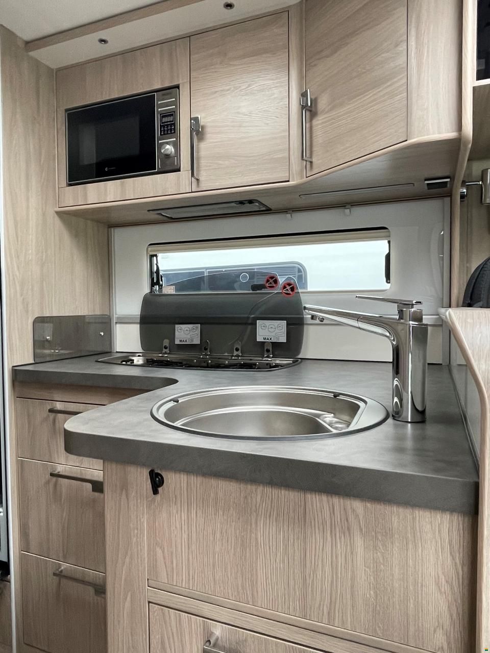 Kabe Crown i810 LQB Tandem