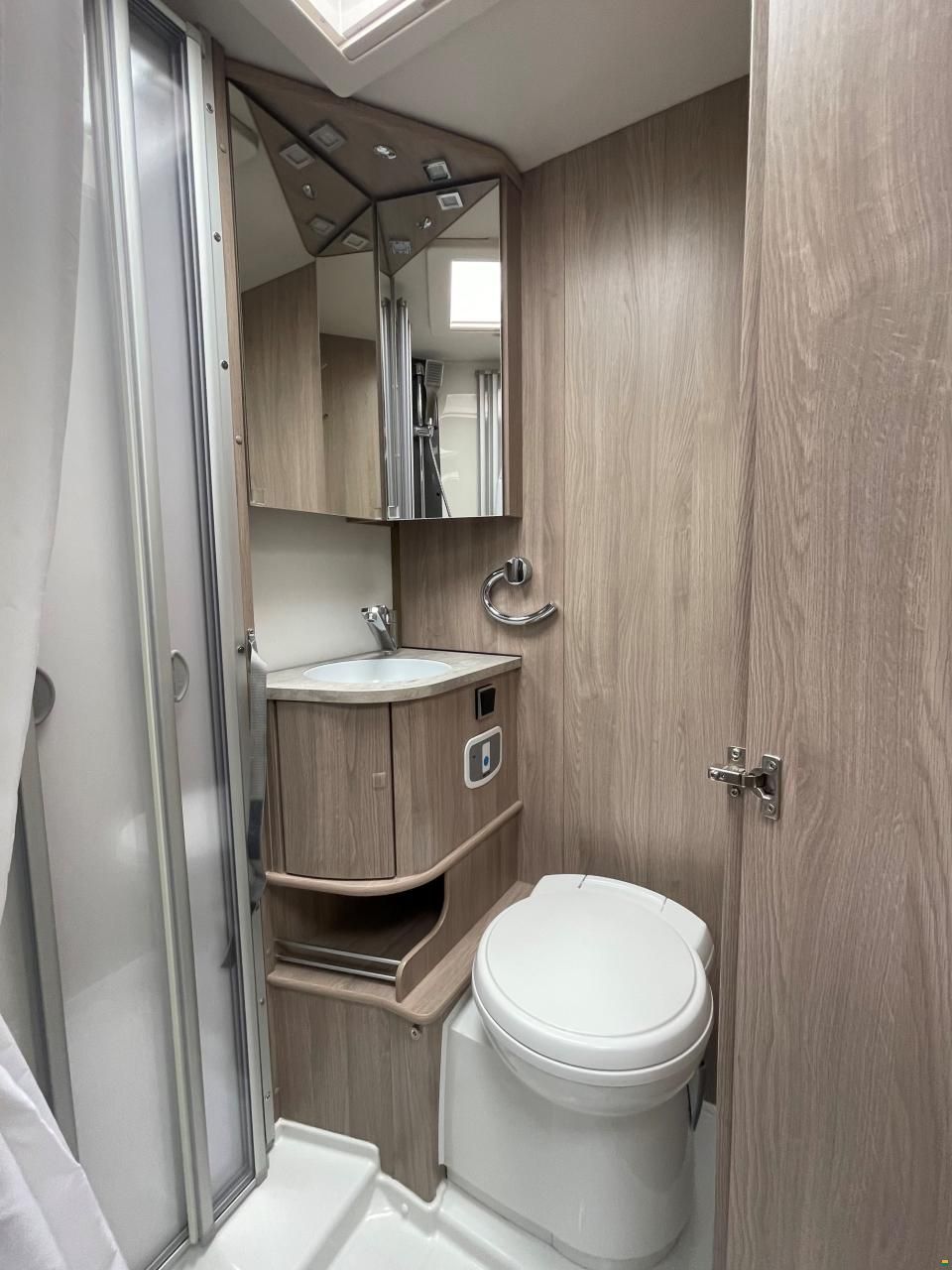 Kabe Crown i810 LQB Tandem