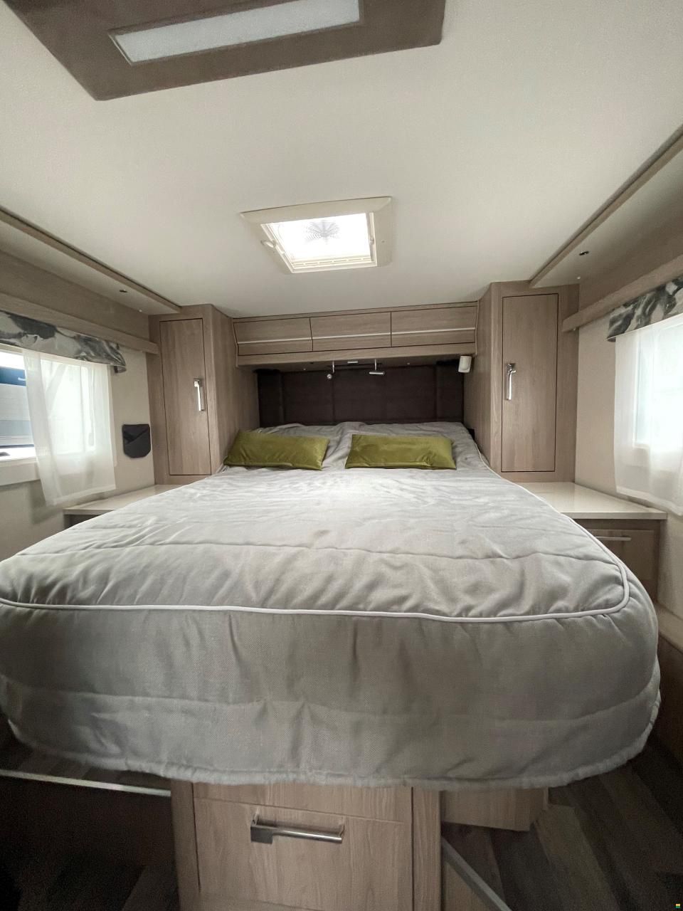 Kabe Crown i810 LQB Tandem