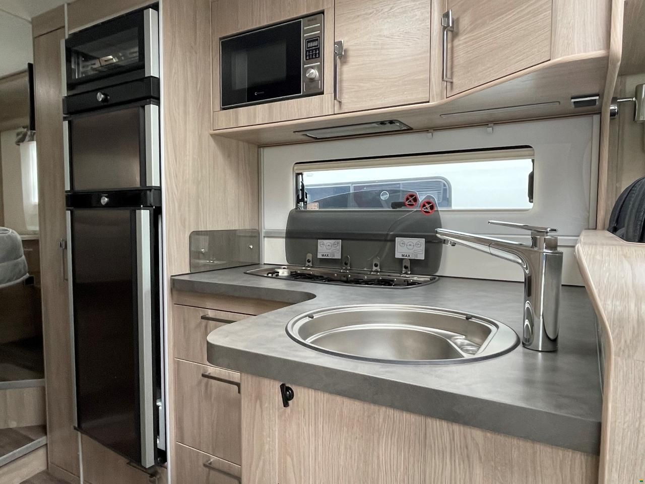 Kabe Crown i810 LQB Tandem