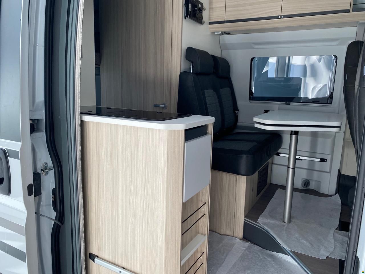 Adria TWIN AXESS 600 SP FAMILY