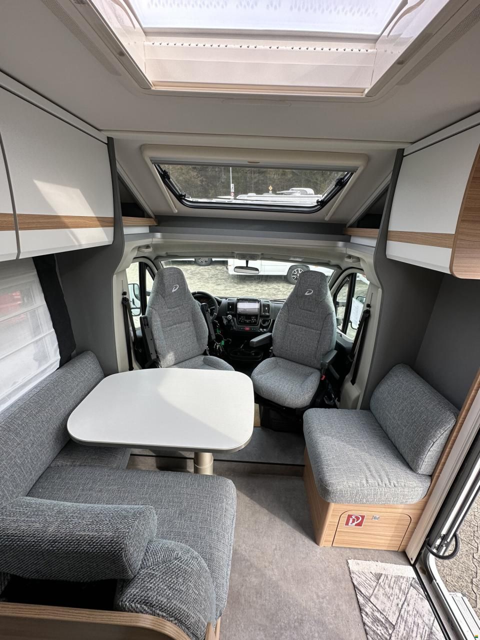 Dethleffs Just 90 T 7052 DBM