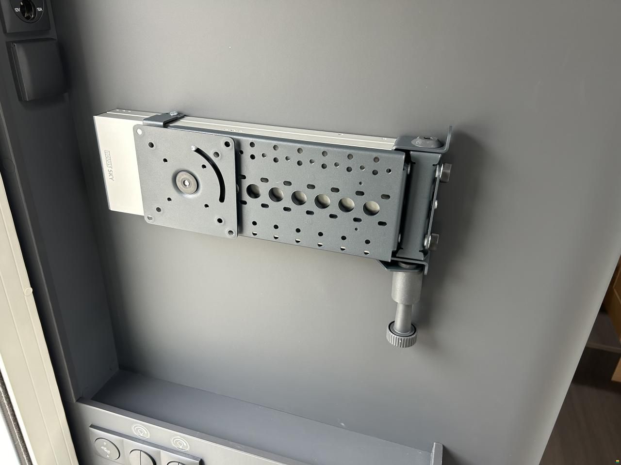 Adria Coral Plus XL 660 SL