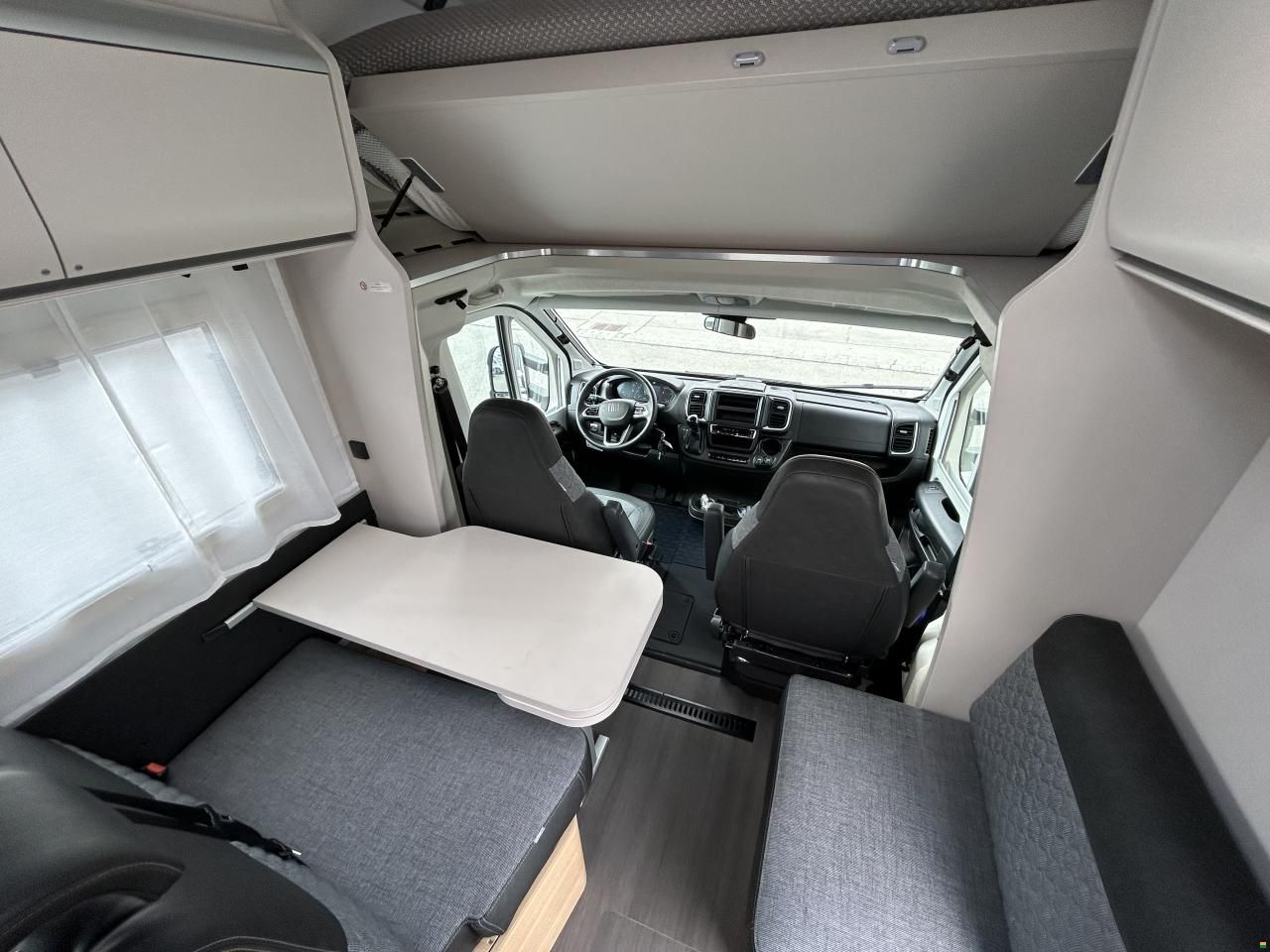 Adria Coral Plus XL 660 SL