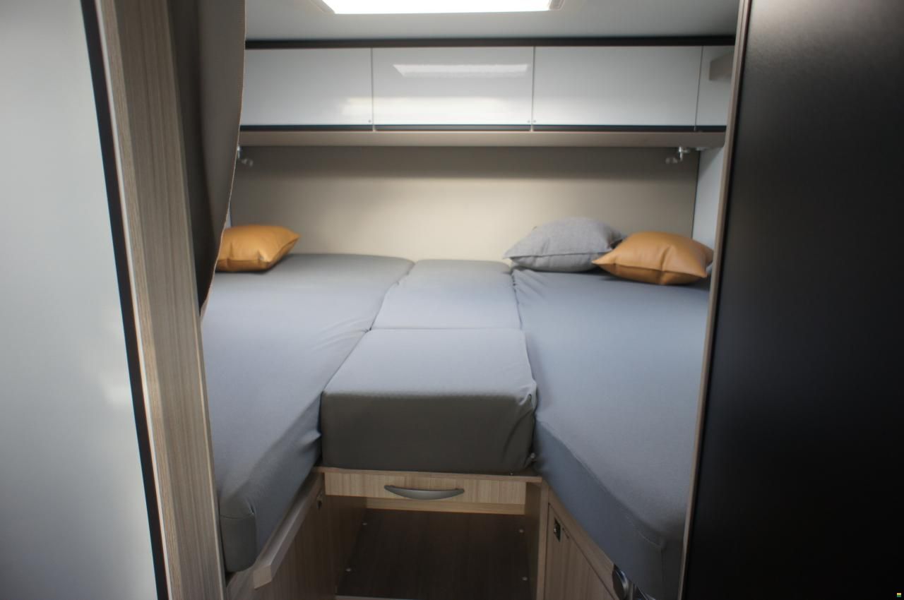 Adria Compact Plus DL