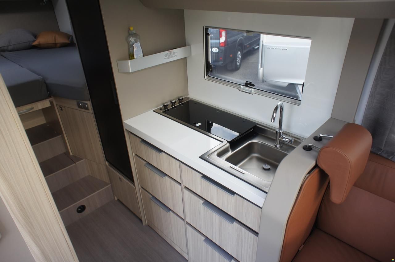 Adria Compact Plus DL