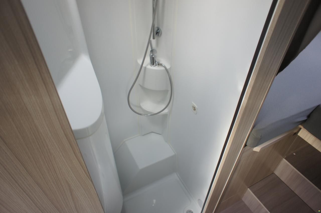 Adria Compact Plus DL