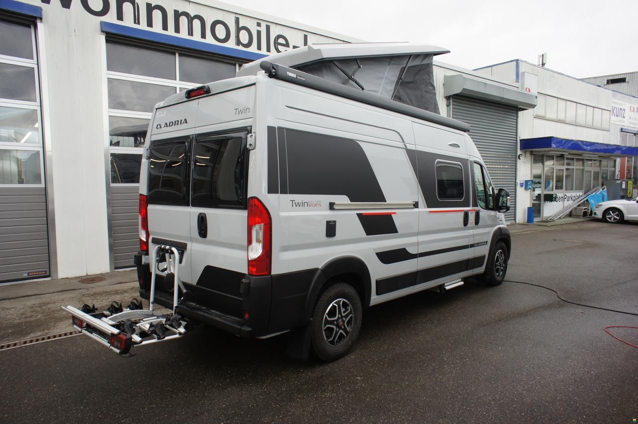 Adria Twin Supreme 600 SPB