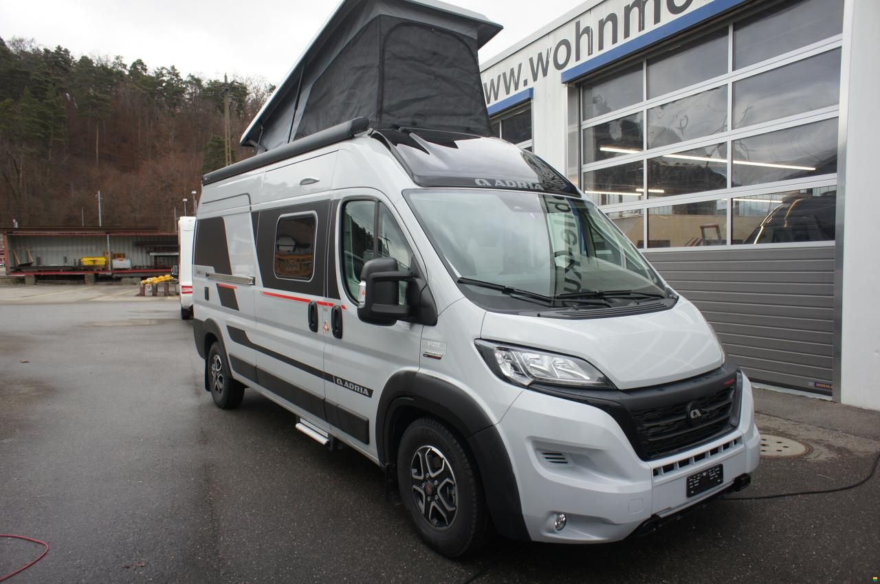 Adria Twin Supreme 600 SPB