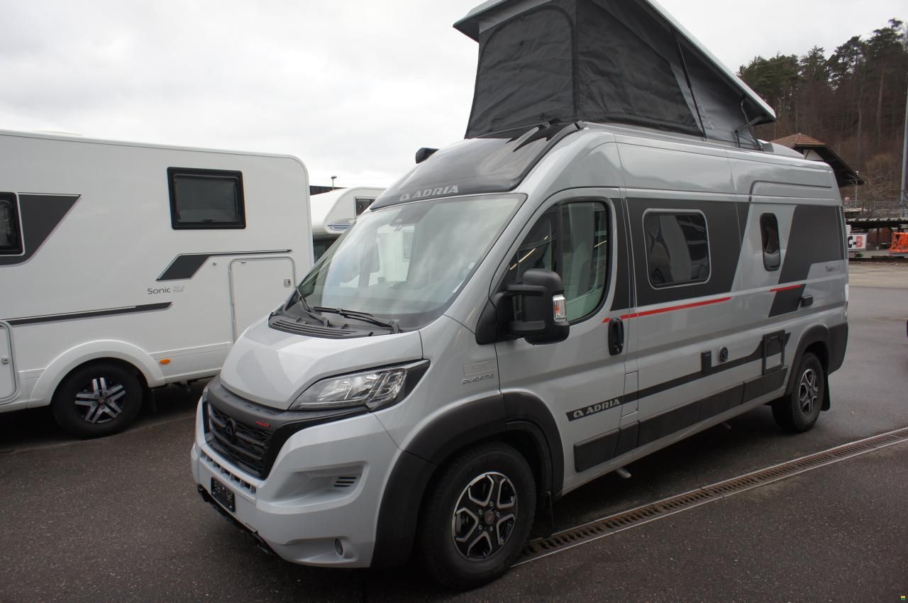 Adria Twin Supreme 600 SPB