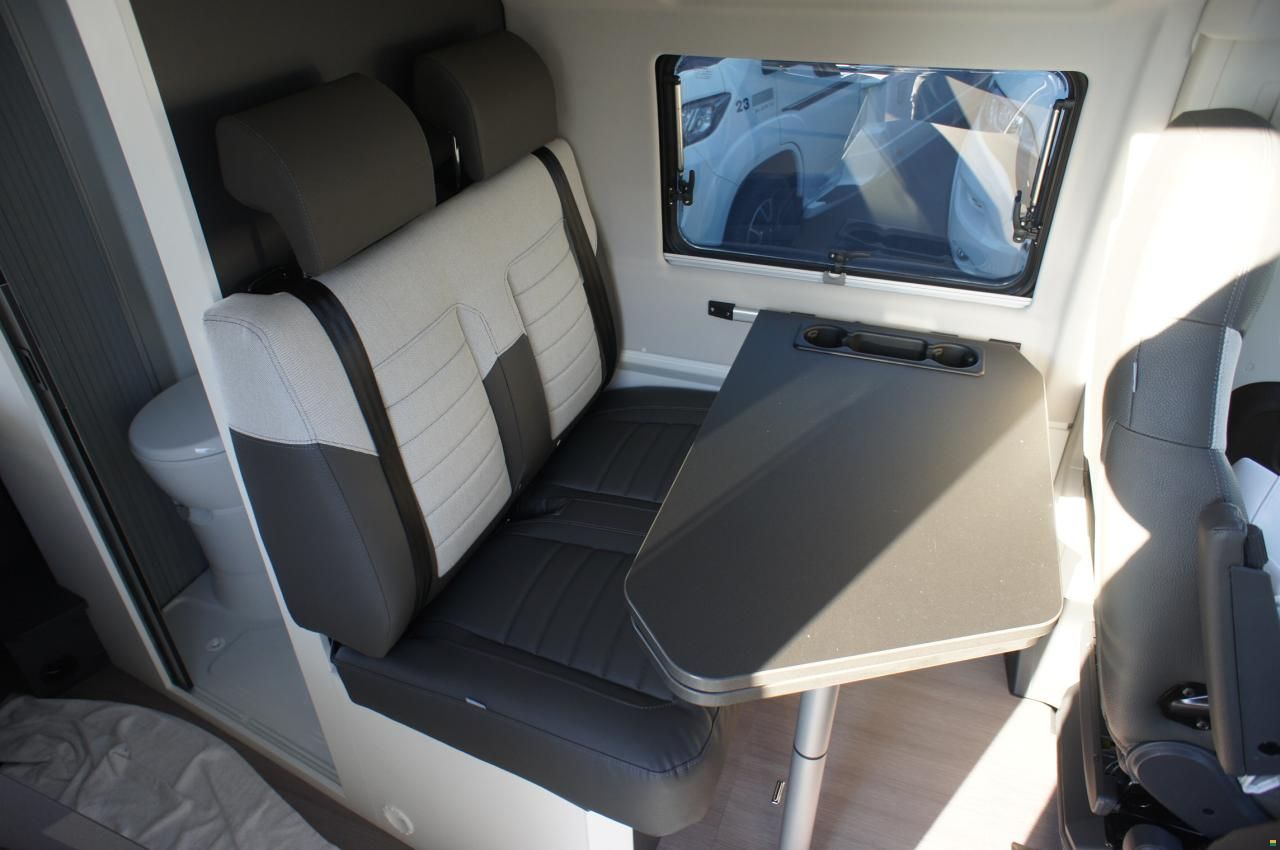 Adria Twin Supreme 600 SPB