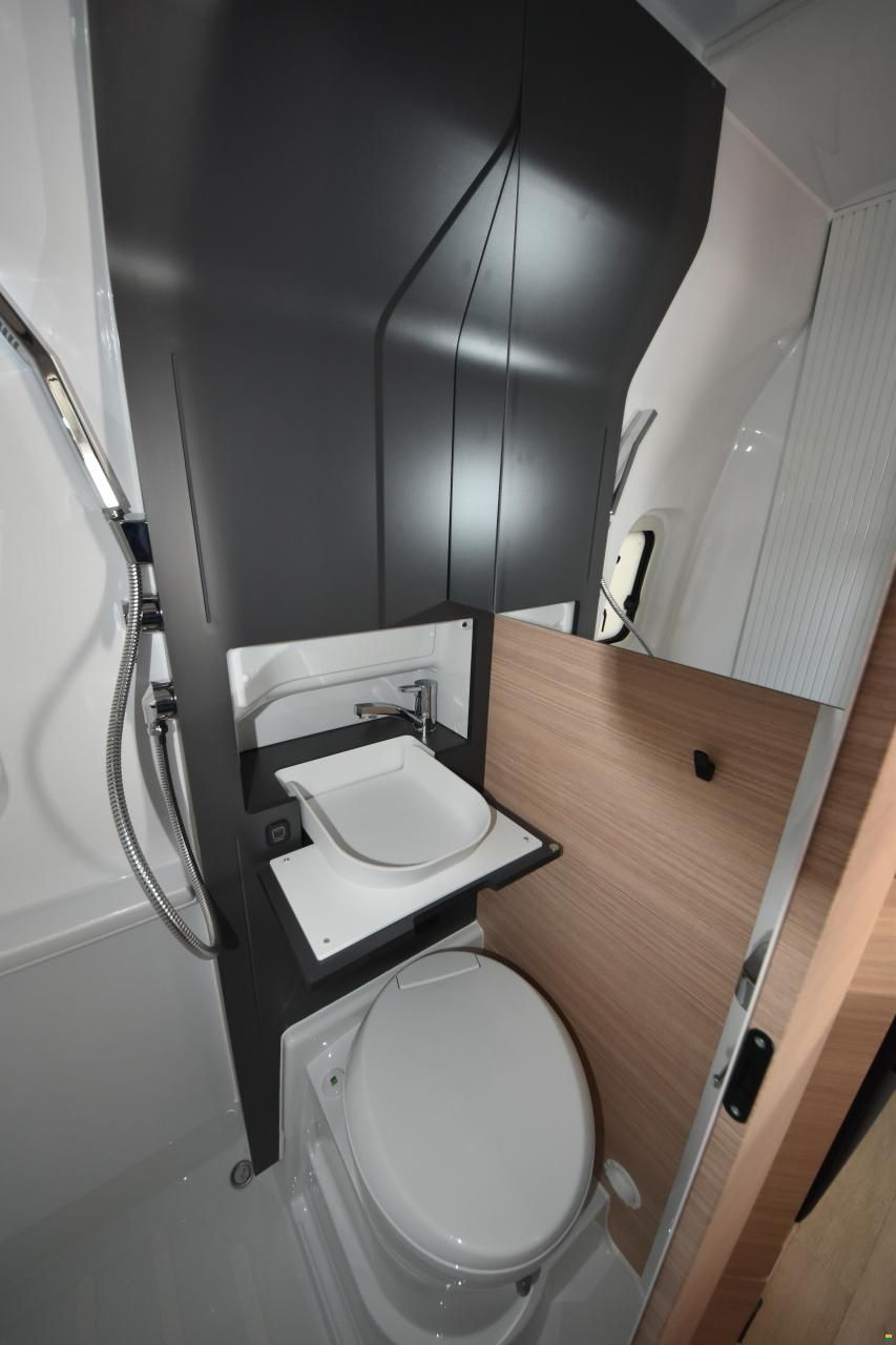 Hobby MAXIA VAN 680 ET