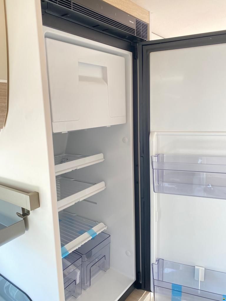 Eura Mobil Van V 595 HB