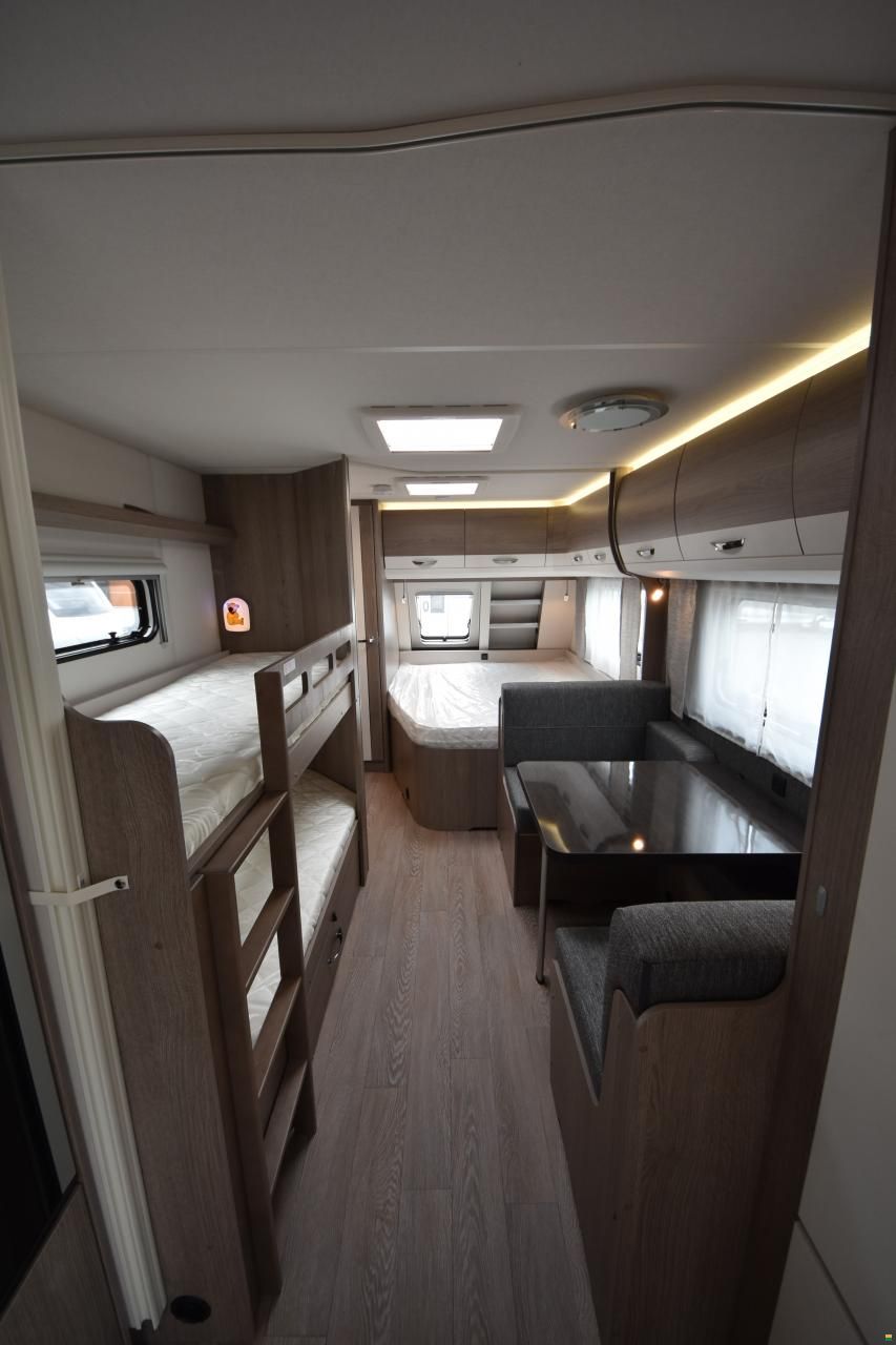 Hobby 720 UKFe Prestige