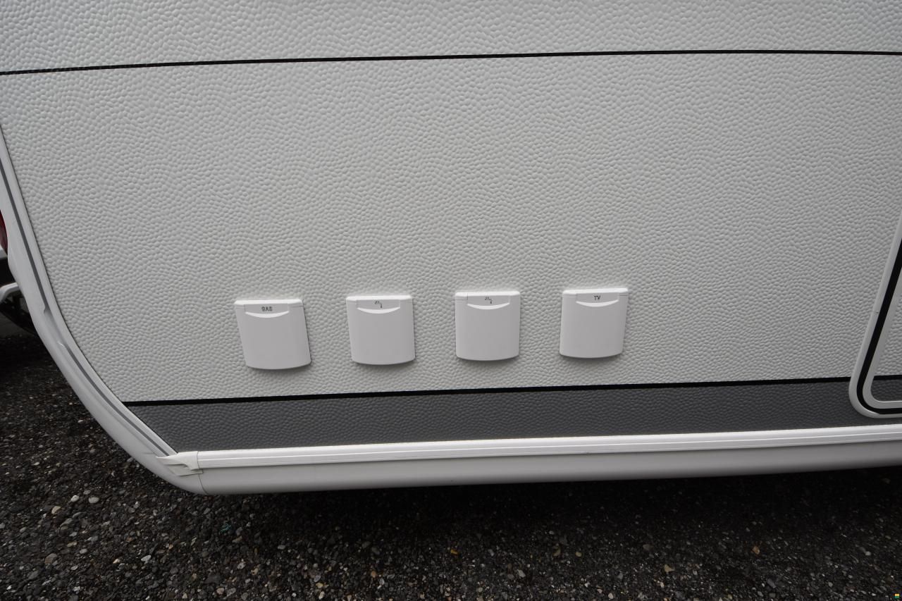 Hobby 720 UKFe Prestige