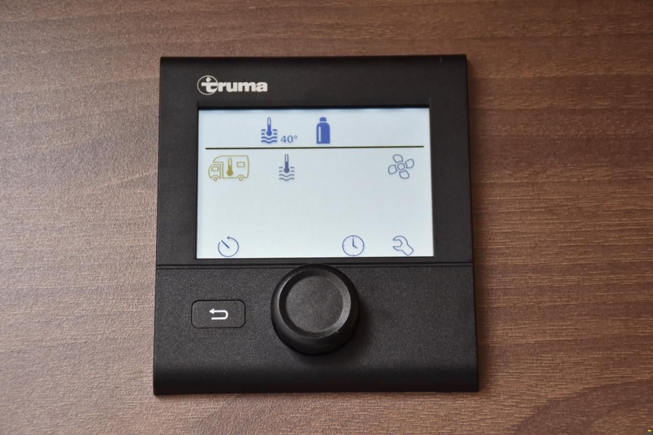 Globecar EXPLORER Z NEO TRAVELLER 3,0 D HOCHDACH