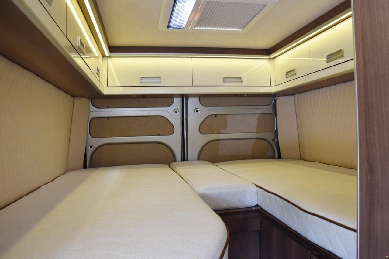 Globecar EXPLORER Z NEO TRAVELLER 3,0 D HOCHDACH