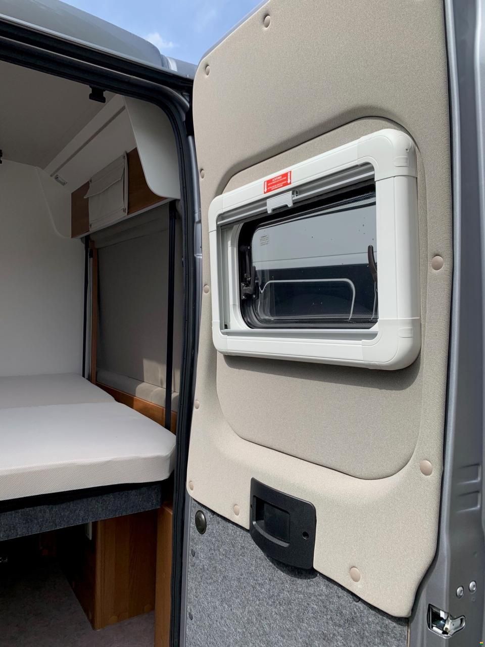 Van Tourer 600D Comfort Peugeot 165PS