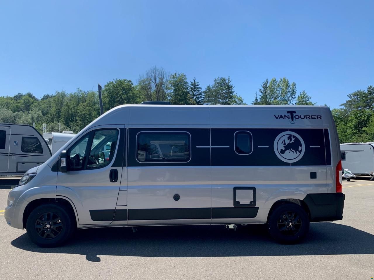 Van Tourer 600D Comfort Peugeot 165PS